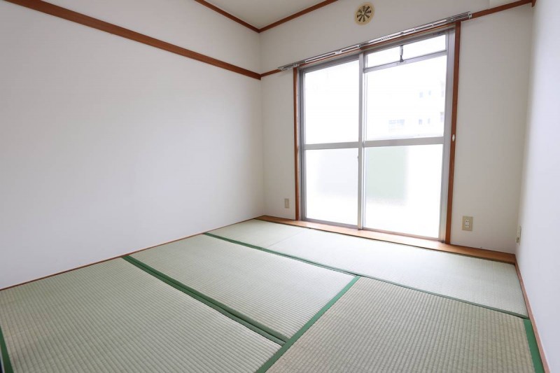 ビレッジハウス千丁1号棟の内装写真