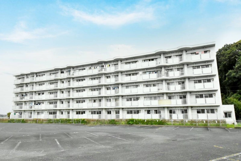 ビレッジハウス南高野1号棟の外観写真
