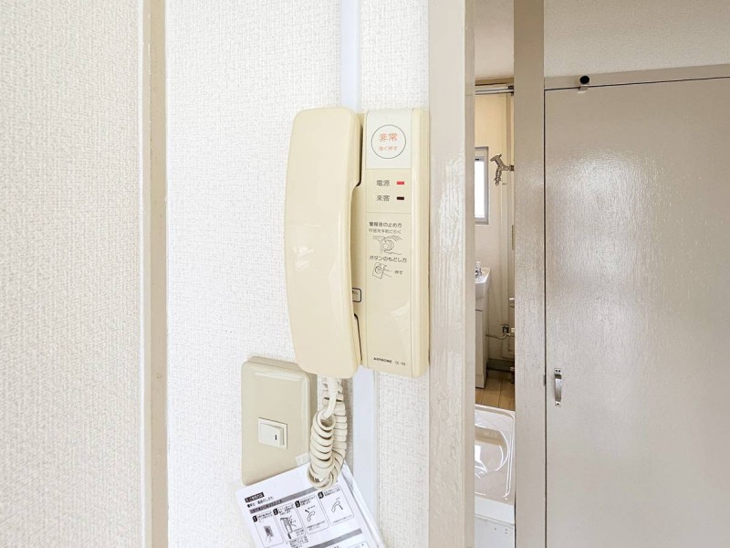 ビレッジハウス鳴滝8号棟の内装写真