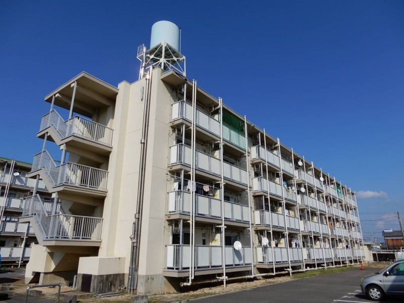 ビレッジハウス大町II1号棟の外観写真