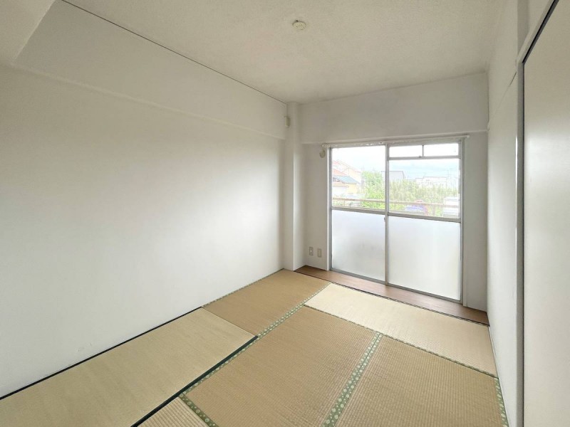 ビレッジハウス大東II2号棟の内装写真