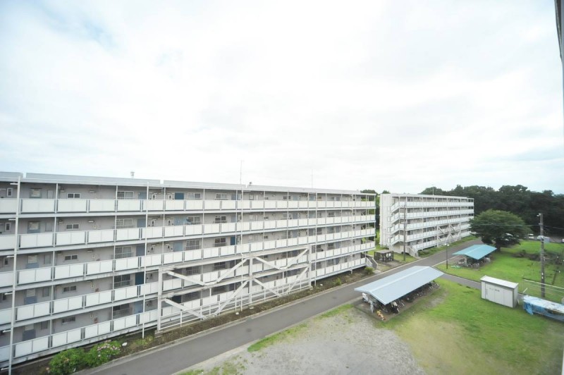 ビレッジハウス阿久和4号棟の内装写真