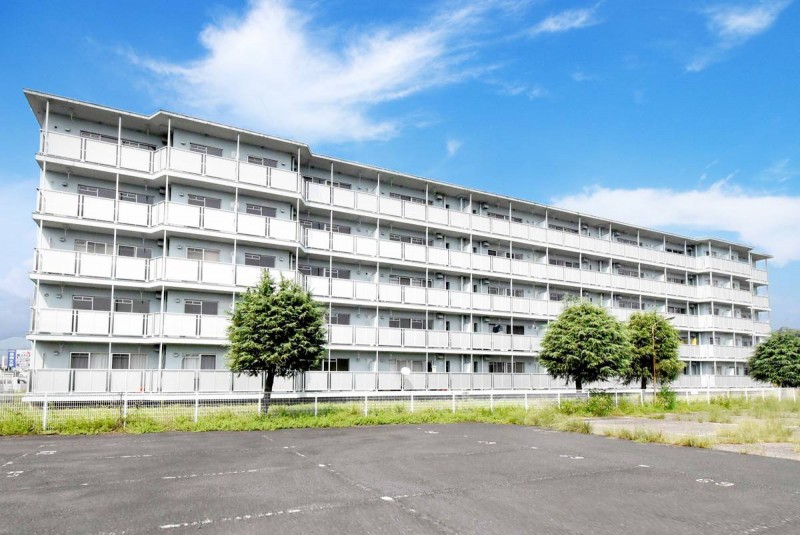 ビレッジハウス足利葉鹿1号棟の外観写真