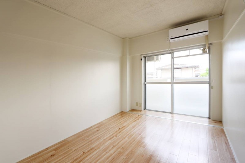 ビレッジハウス高屋2号棟の内装写真