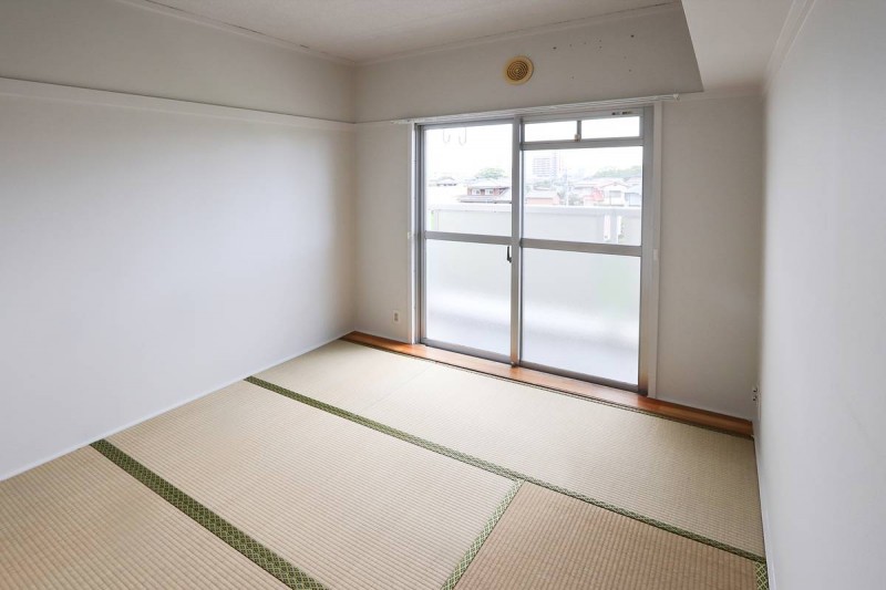 ビレッジハウス三橋2号棟の内装写真