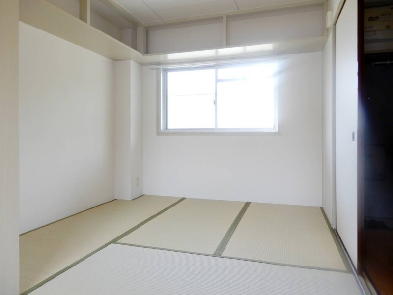 ビレッジハウス畑賀2号棟の内装写真
