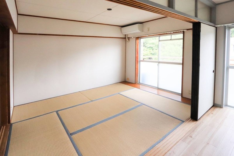 ビレッジハウス柏原1号棟の内装写真