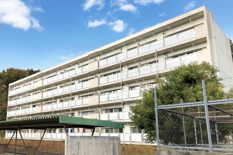 ビレッジハウス山岡2号棟の外観写真