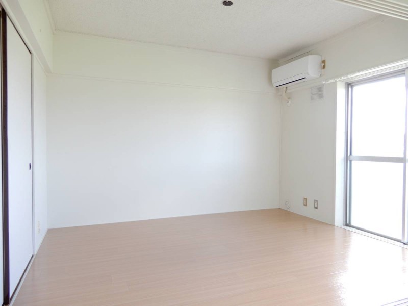 ビレッジハウス高野1号棟の内装写真