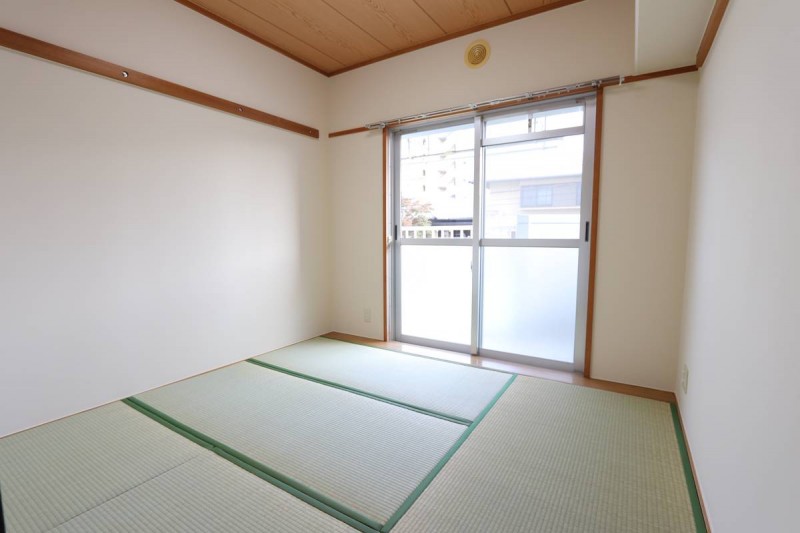 ビレッジハウス西原2号棟の内装写真